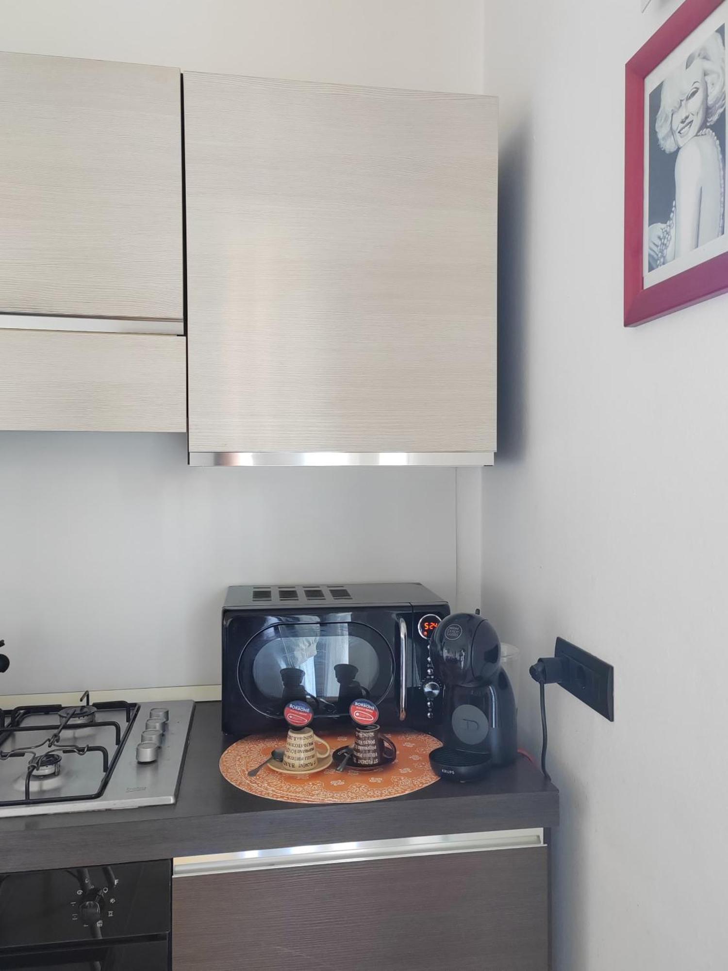 Home Of Fame - Home Gallery With Fully Equipped Kitchen, Separate Entrance, Free Parking Olbia Exteriér fotografie