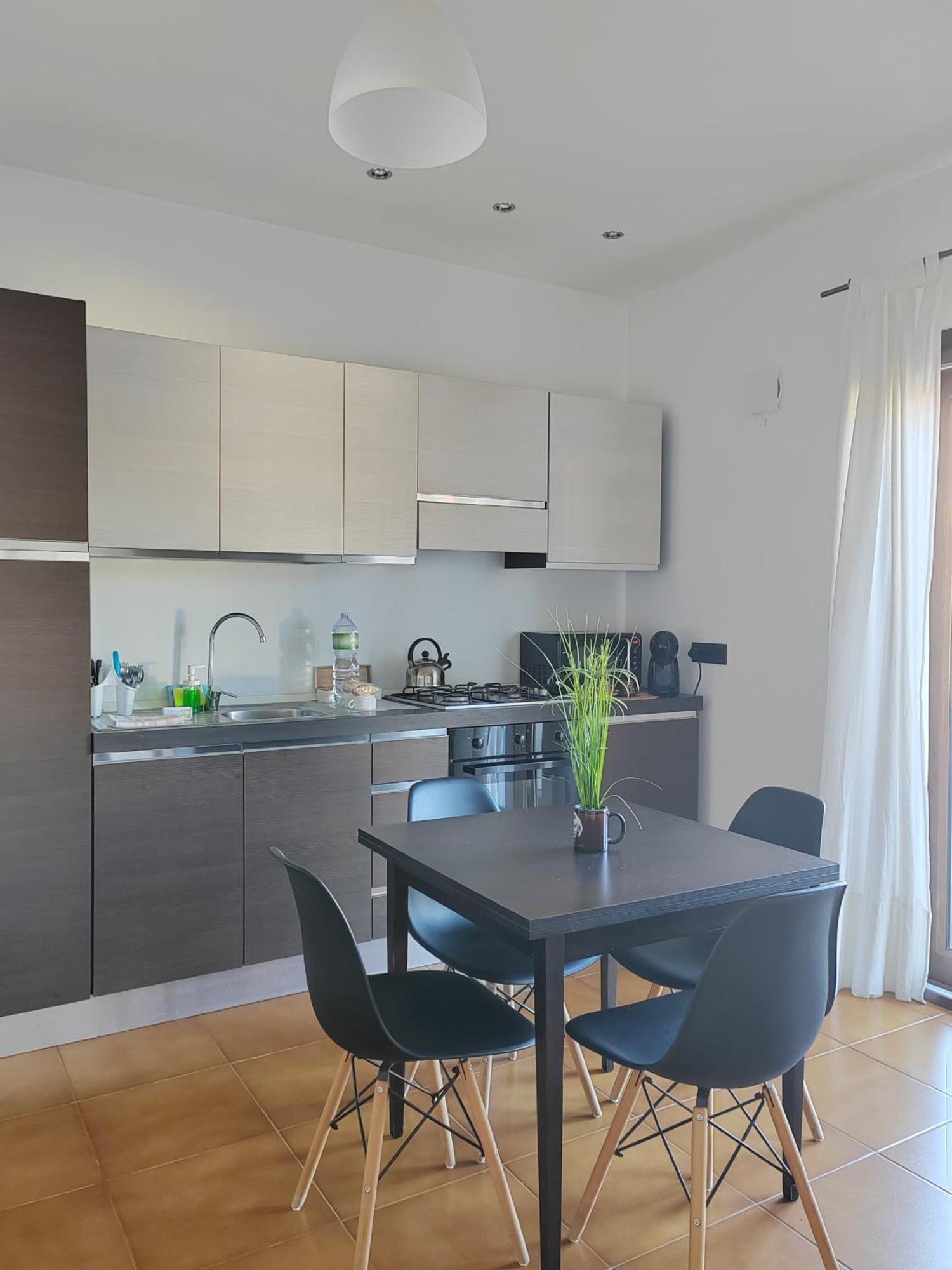 Home Of Fame - Home Gallery With Fully Equipped Kitchen, Separate Entrance, Free Parking Olbia Exteriér fotografie