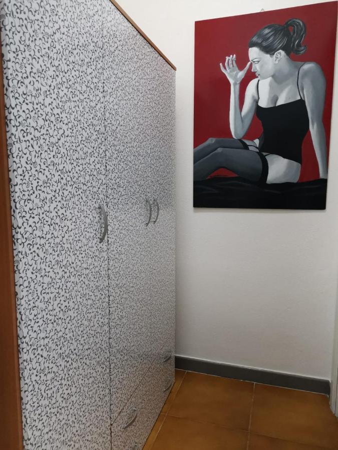 Home Of Fame - Home Gallery With Fully Equipped Kitchen, Separate Entrance, Free Parking Olbia Exteriér fotografie